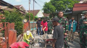 Danrem 072/Pamungkas Cek Lokasi Serbuan Teritorial Di Kampung Kriyan